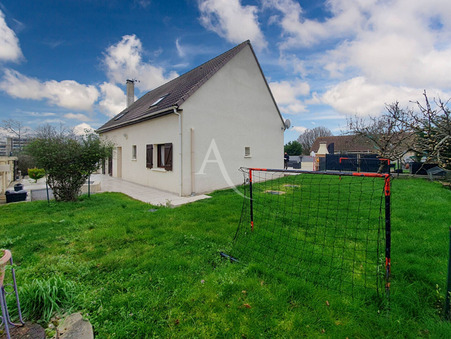 Les mureaux  399 000 €