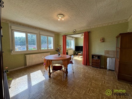 BLAINVILLE SUR L'EAU  130 000 €