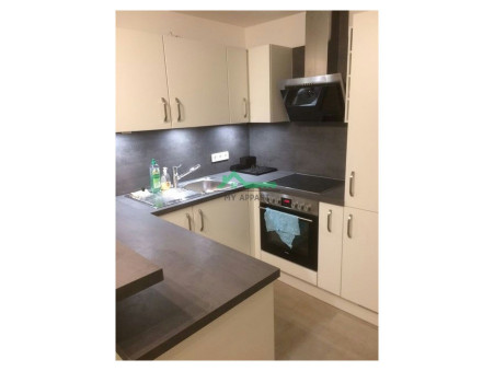 PARIS 17EME ARRONDISSEMENT  760 €