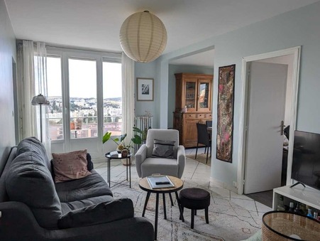 SAINT éTIENNE  135 000 €