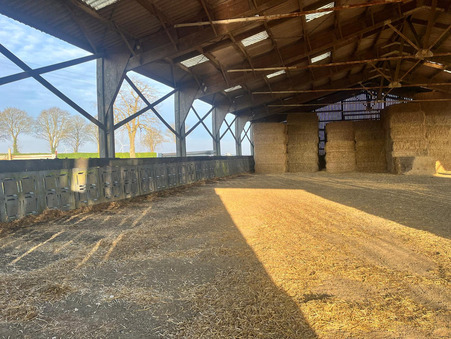 Urvillers  685 000 €