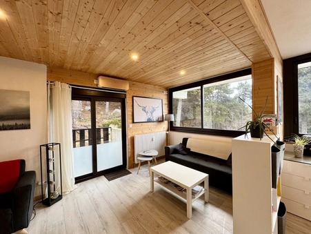 Vente appartement 263 000 €  Égat