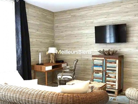 Ault  380 000 €