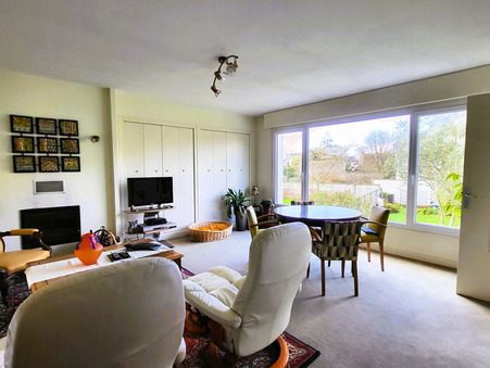 Saint-Vaast-la-Hougue  440 800 €