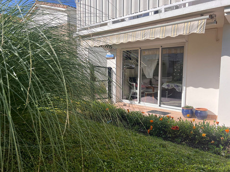 Vaux sur mer  211 000 €
