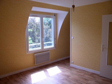 POITIERS  354 €