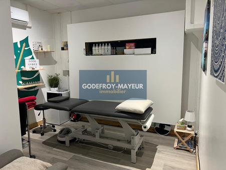 Local commercial 77 000 € Réf. 0217.1 Baie-Mahault