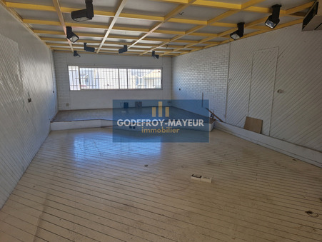 Local commercial sur Baie-Mahault ; 110 000 € ; A vendre Réf. 025.1