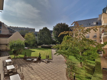 Troyes  105 000 €
