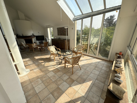Quinéville  449 350 €