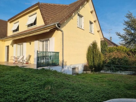 ROMILLY SUR SEINE  249 900 €