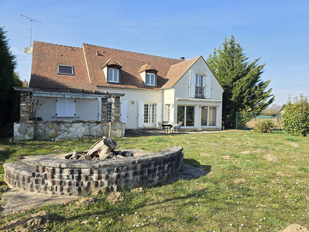 Viarmes  549 000 €