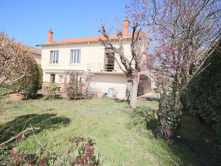 RIOM  249 000 €