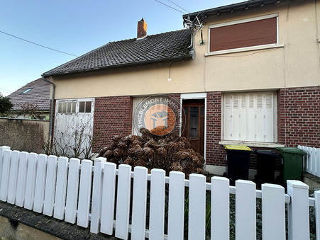QUESSY 77 900 €