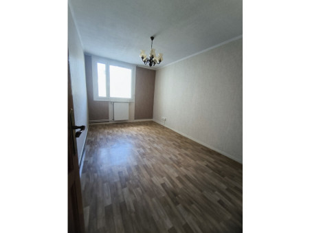 Appartement sur Le Chambon Feugerolles ; 70 000 €  ; A vendre Réf. 70