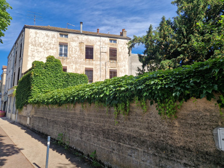 BEAUNE  750 000 €