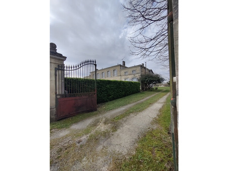 Nantillé  275 600 €