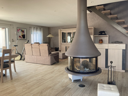 Saint-Maurice-de-Gourdans  475 000 €
