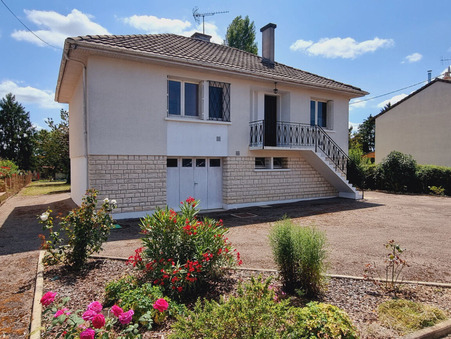 Charroux  107 000 €