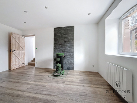 Châteauvilain  273 000 €