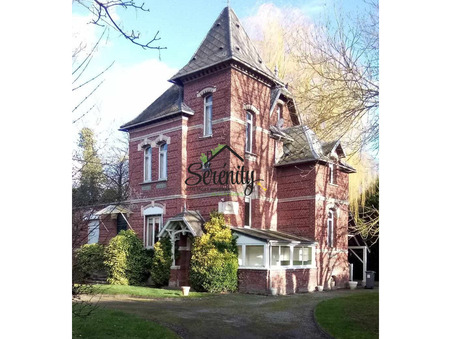 Cambrai  464 900 €