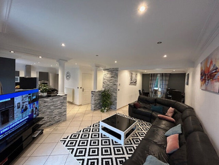 Angicourt  360 000 €