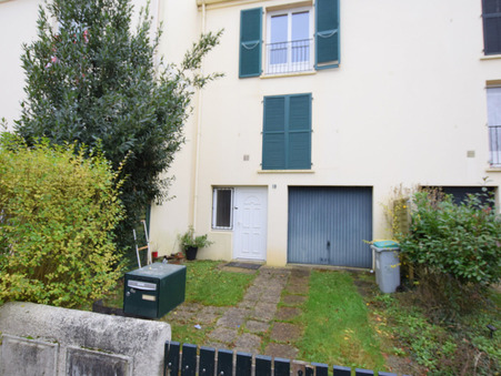 Élancourt  306 500 €