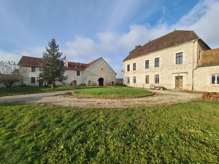 Besançon  649 000 €