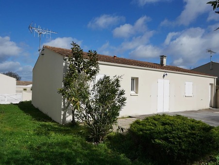 Saint-Christophe  254 700 €
