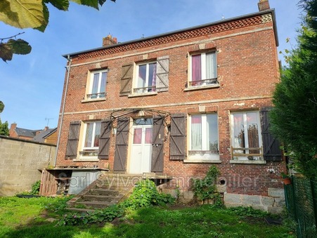 Songeons  127 000 €