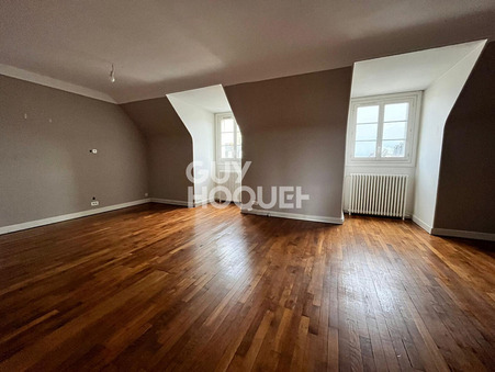 Compiègne  820 €