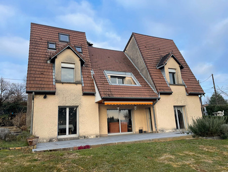 Besançon  635 000 €