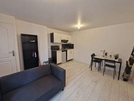 Saint-Étienne  400 €