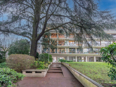 Fontenay-sous-Bois  670 000 €