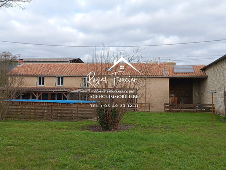 La Roche-Rigault  178 500 €