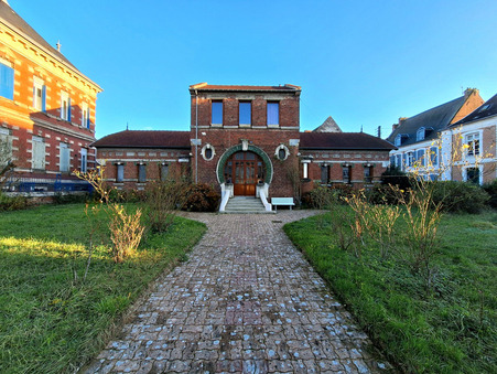 Doullens  239 000 €