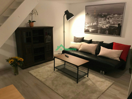 PARIS 10EME ARRONDISSEMENT 1 085 €