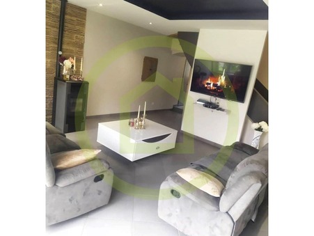 SAINT HILAIRE DE LA COTE  249 000 €