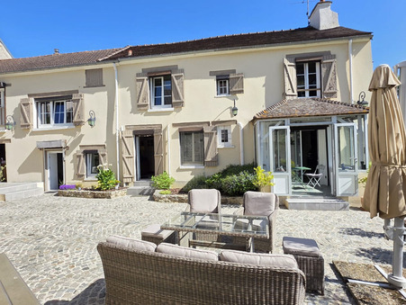 Viarmes  529 000 €