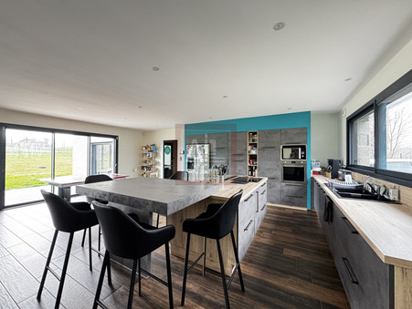 Vente Maison Bellevue-la-Montagne Réf. 3249 - Slide 2