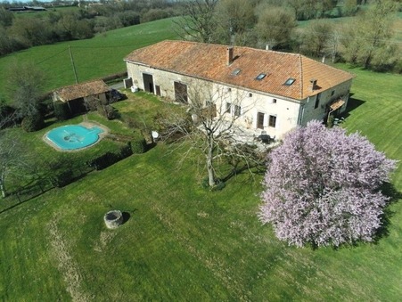 CHAMPAGNE MOUTON  336 800 €