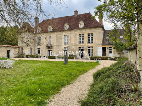 Verderonne  480 000 €
