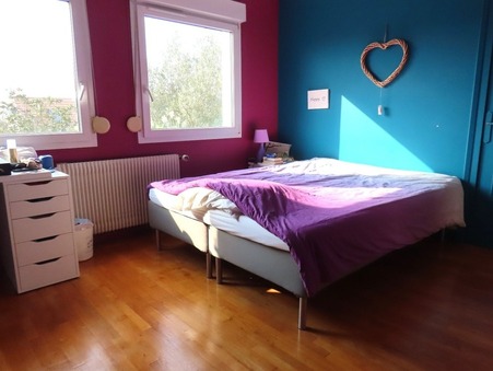 ORLEANS  387 900 €