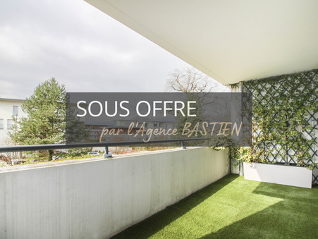 Prévessin-Moëns  360 000 €