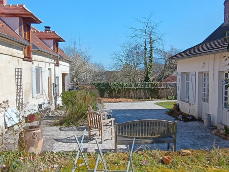 AGNETZ  296 000 €