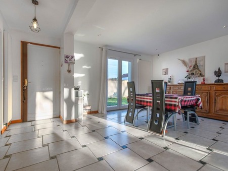 Maison 275 000 €  sur Saint Pierre les Nemours (77140) - Réf. 199164