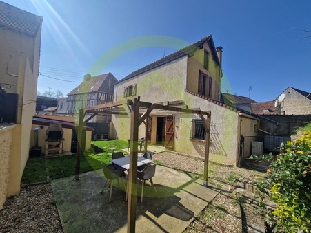 IVRY-LA-BATAILLE  161 000 €