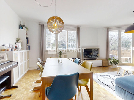 Chaville  530 000 €