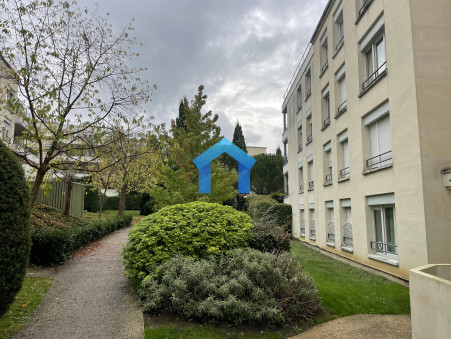 MONTMORENCY  315 000 €