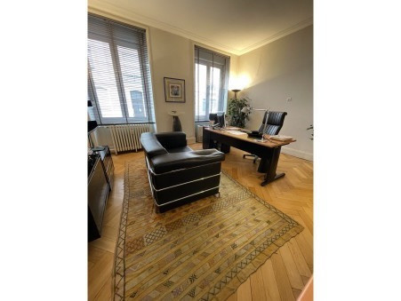 MULHOUSE  102 000 €